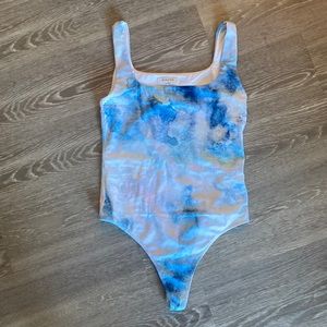 Aritzia Babaton bodysuit size 4